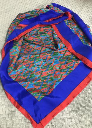 Шикарна  яскрава шовкова хустина