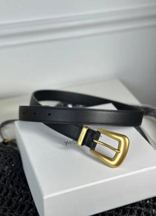 Чорний шкіряний ремінь в стилі yves saint laurent