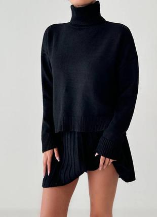 Красивый костюм