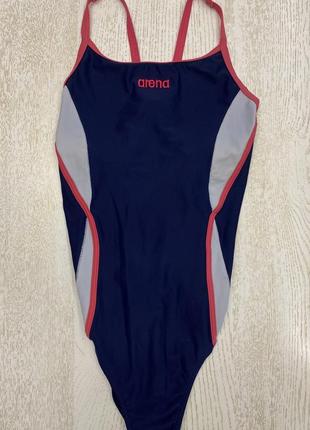 Спортивный купальник arena