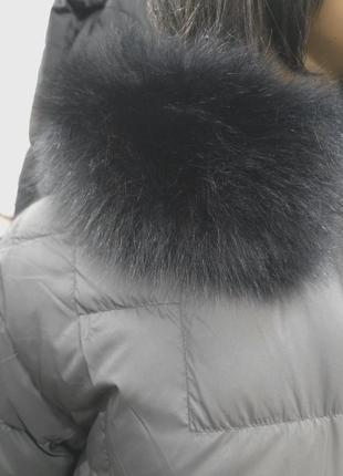 Куртка пуховая с капюшоном и натуральным мехом2 фото