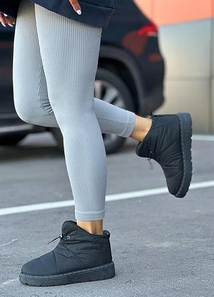 Дутики черевики водонепроникні зимові з хутром жіночі чорні