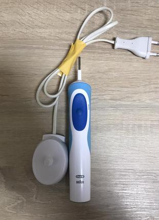 Электрическая зубная щетка braun oral-b timer б/у