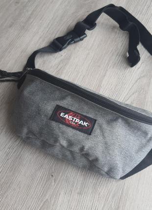 Бананка ,сумка на пояс eastpak