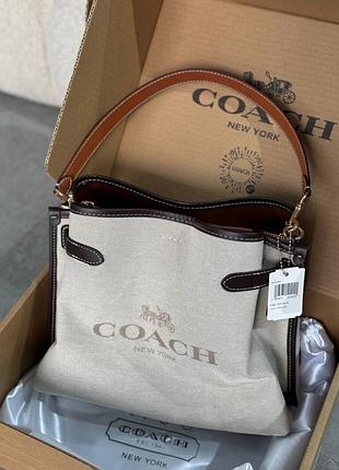 Сумка coach кожа с коробкой