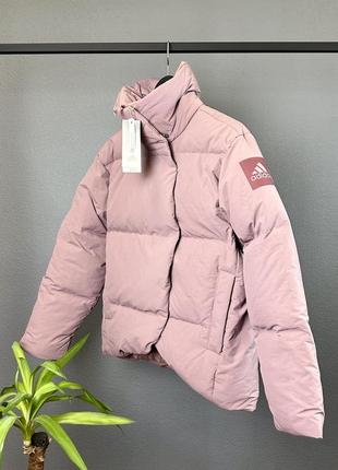 Женская пуховая куртка adidas оригинал.