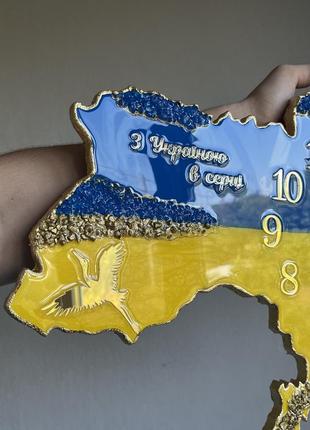Годинник настінний з епоксидної смоли "карта україни" 40x25 см