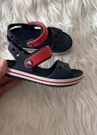 Босоножки crocs c9 наш 26