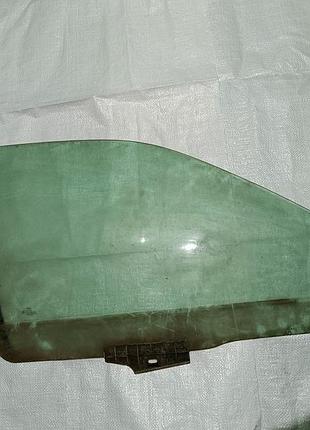 Скло дверей праве переднє audi a6 c4 100 91-97 а6 с4 100