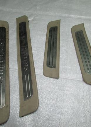 Накладка на пороги hyundai santa fe 2