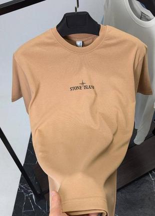 Бежева футболка чоловіча в стилі stone island з принтом