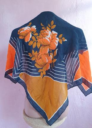 Шелковый винтажный платок