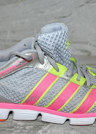 Adidas спорт кроссовки 40 р