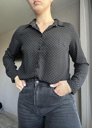 Жіноча рубашка в горошок