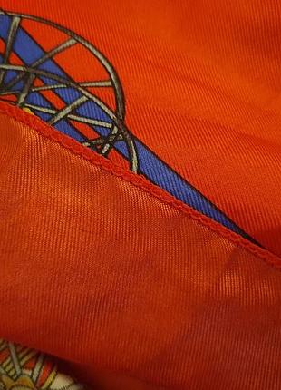 Красный платок кареты