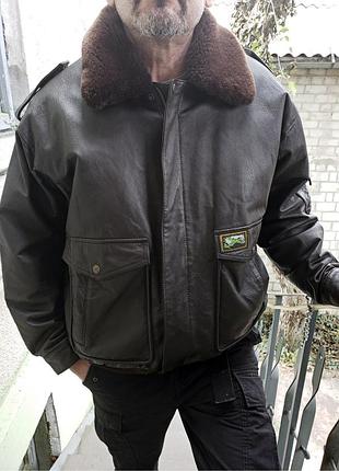 Пілот авіатор бомбер льотна зимова шкіряна куртка комплект підстібка комір хутро вінтаж батал