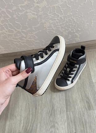 Кроссовки geox