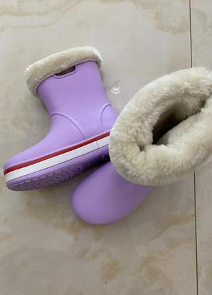 Резиновые сапоги новые. crocs