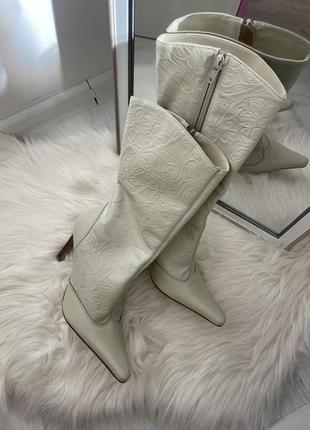 Dorothy perkins сапожки казаки на каблуку