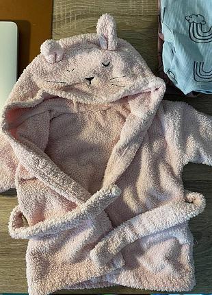 Дитячі речі на дівчинку