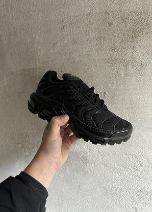 Air max plus tn black1 фото