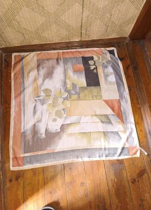 Красива скатертина натюрморт