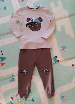 Костюм для мальчика 2-3 года
