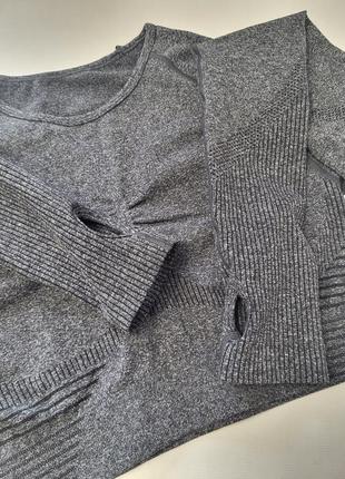 Спортивный лонгслив, кроп-топ с вырезами для пальцев