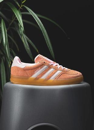 Жіночі замшеві кеди adidas gazelle city