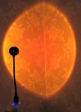 Usb лампа світлодіодна підсвітка нічник світильник світанок тепле жовтогаряче помаранчеве світло3 фото