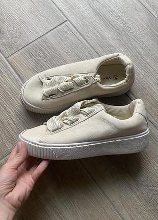 Кеди на високій платформі 36 37 розмір