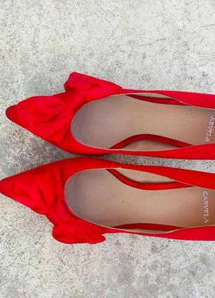 Туфли лодочки carvela