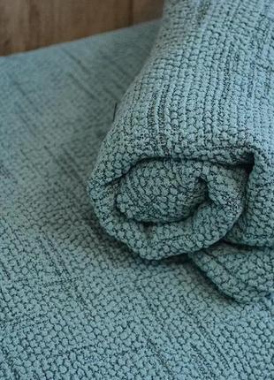 Турецкий чехол на угловой диван красивый без оборки, покрывала на угловой диван жаккард безразмерный мятный