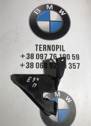 Крепление кронштейн замка капота правый бмв bmw е e90/91/92/93 51647116706