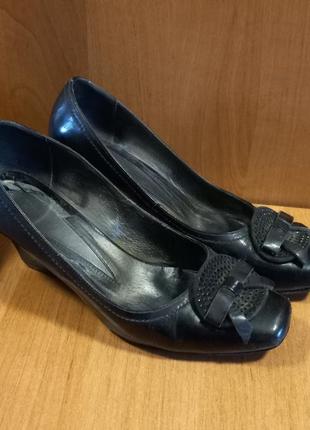 Туфли лак кожа, р-р 40