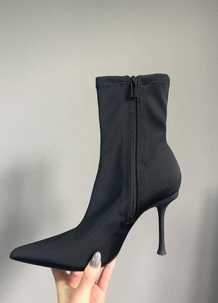Трендовые ботинки от zara