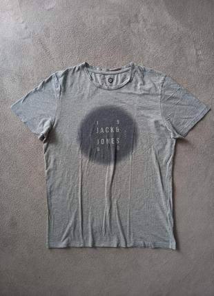 Брендовая футболка jack &jones.
