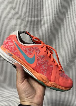 Спортивні кросівки nike dual fusion tr3