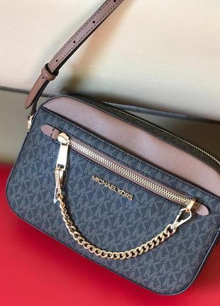 Сумка женская michael kors оригинал jet set large logo crossbody bag коричневая в лого кросс боди2 фото