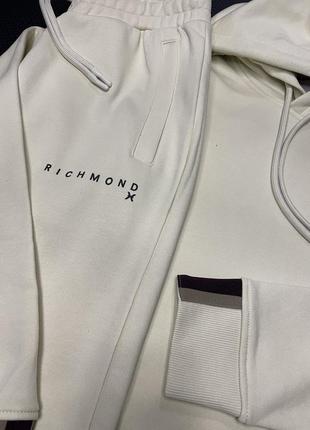 Костюми john richmond