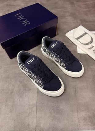 Крутые женские кеды в стиле dior