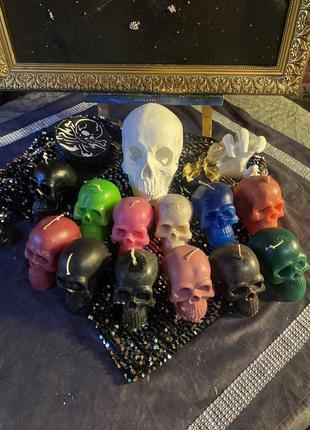 Свічка «череп» великий, свічка парафін різні кольори декор геловін halloween