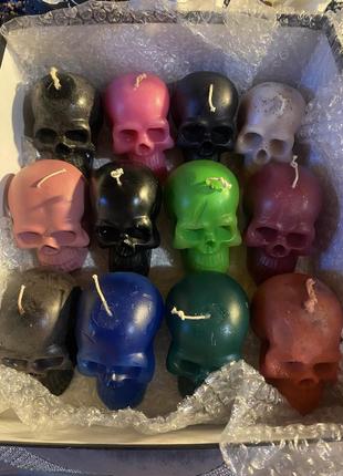 Свічка «череп» великий, свічка парафін різні кольори декор геловін halloween