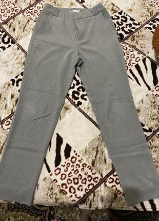 Брюки stradivarius розмір 36