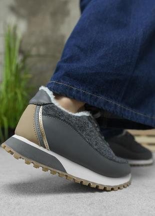 Зимние кроссовки на меху из натуральной кожи2 фото