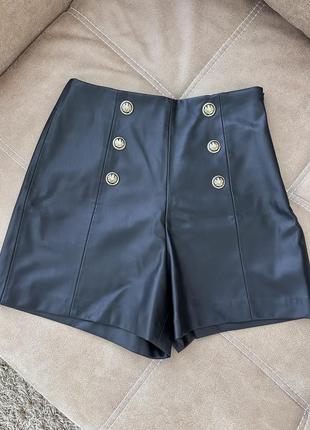 Кожаные шорты zara размер s