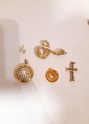 Подвеска,локет, эмаль,винтаж, цена за крист 110