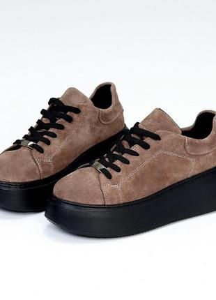 Кроссовки женские из натуральной замши