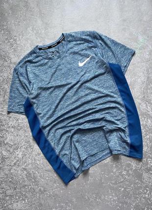 Спортивная футболка nike dri-fit