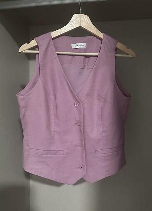 Новая жилетка костюмная